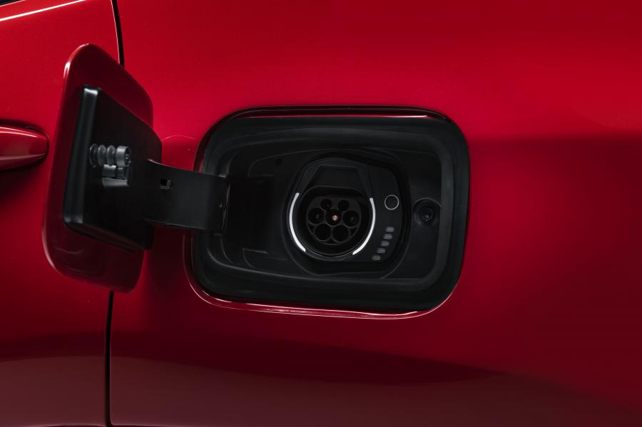 Детали экстерьера Jeep Compass Plug-in Hybrid (MP) 2019 года  (WW) (фото 9 из 10)
